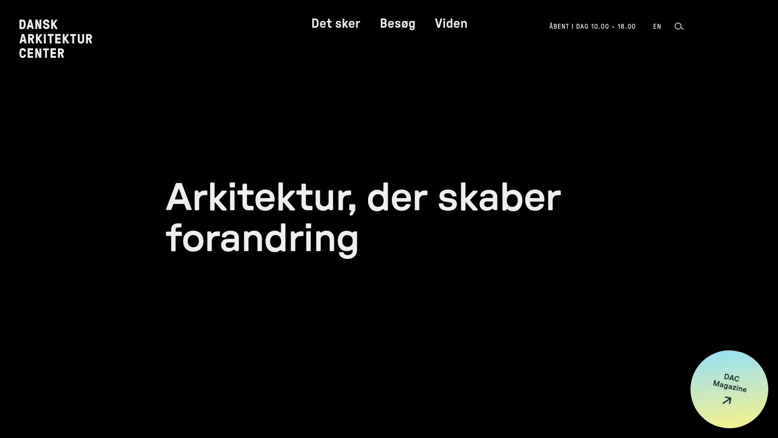 Håndværkere arbejder på et renoveringsprojekt med fokus på kvalitet og bæredygtighed.